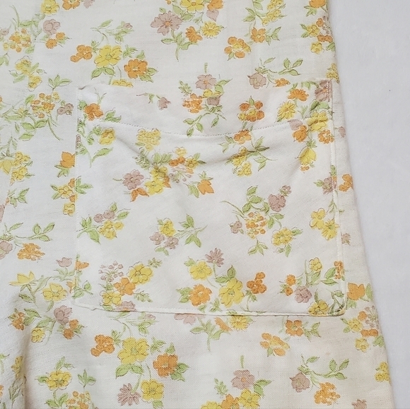 Vintage 1950s Handmade Yellow Floral Woven Linen Side Pocket Shorty Romper - Picture 8 of 11